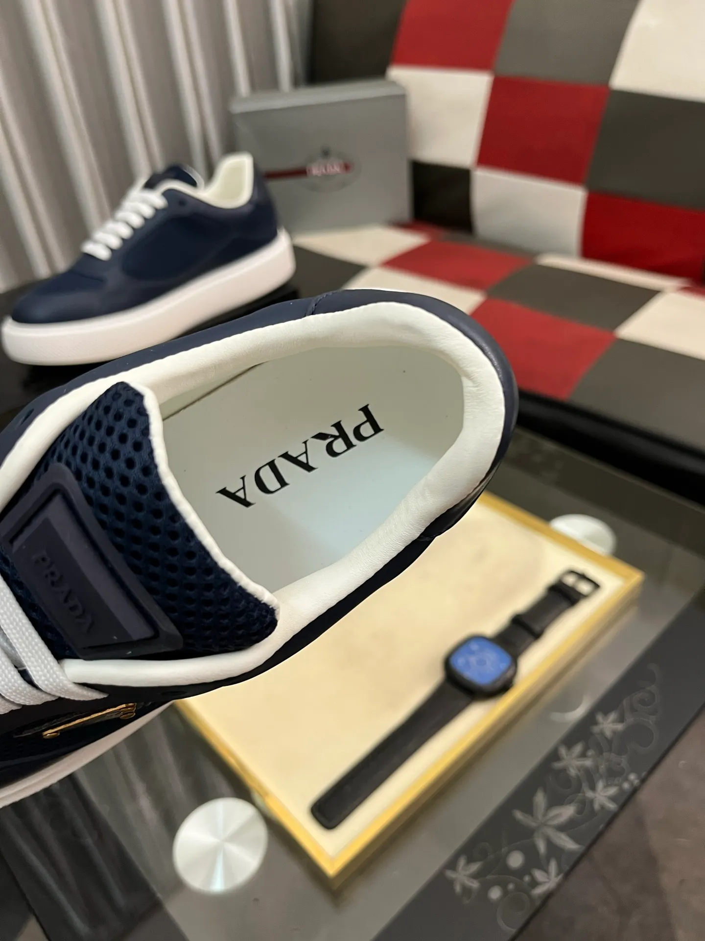 Men's shoes 💰580⌚️⌚️【PRADA】Prada - high-end quality original order 🔍🔍🔍 casual sports shoes - upper: imported 🔝 Napa calfskin, pebbled calfskin, branded glue hollow mesh canvas, shoe body sewn with branded metal fasteners - lining: water-dyed cowhide - outsole: ultra-light TPU foam rubber; two-color molded outsole -Ultra-high quality control, fine workmanship, highlighting (high-end, nobility, class) -Size: 38-445️⃣colors available